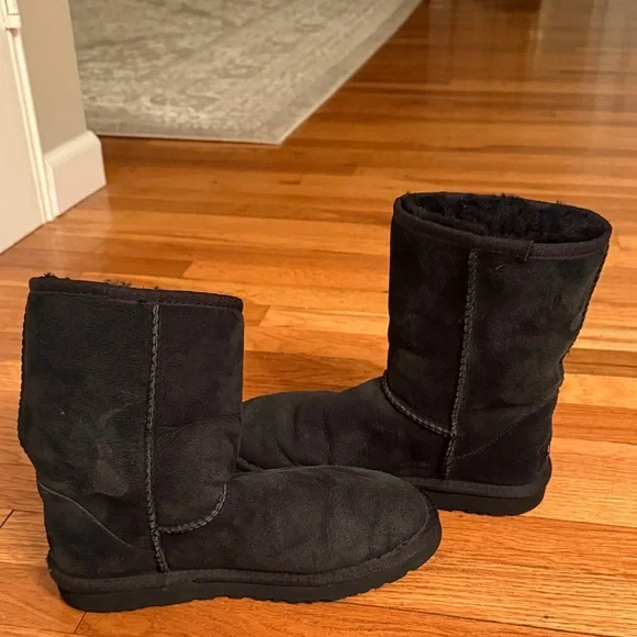 UGG Classic Black Boots - Picture 3 of 6